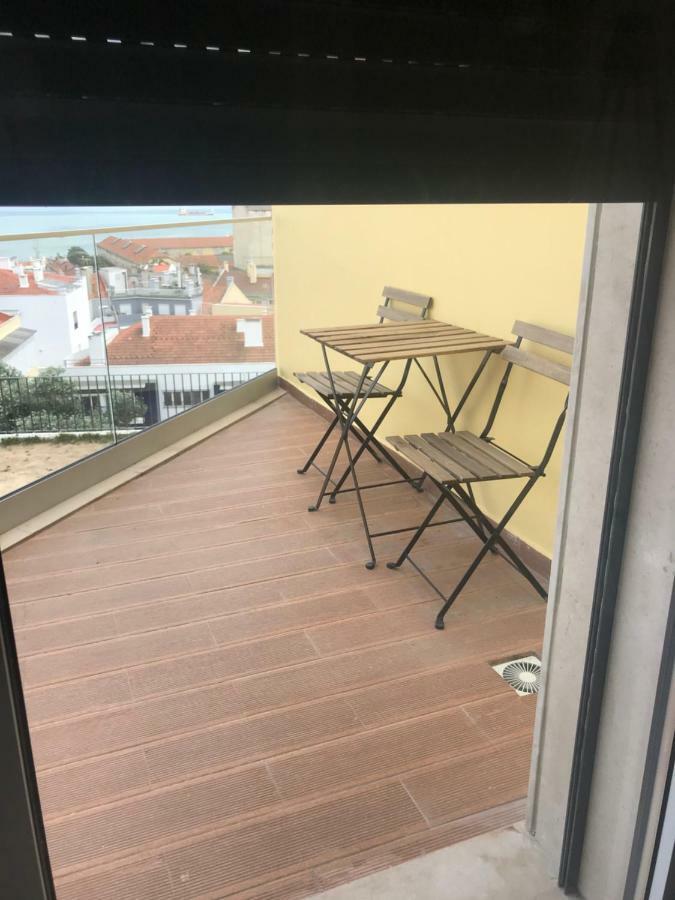 Alfama Lounge Three-Bedroom Apartment W/ River View And Parking - By Lu Holidays Lisbon Exterior photo